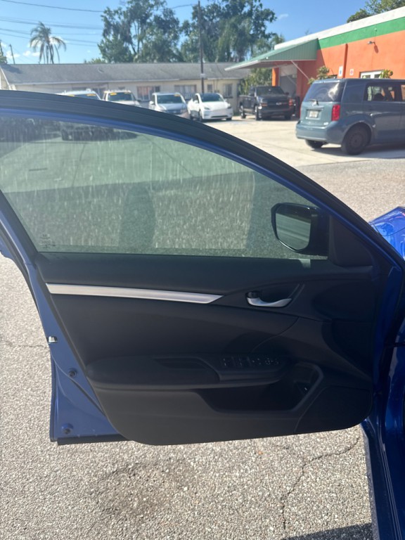 2019 Honda Civic Image 22