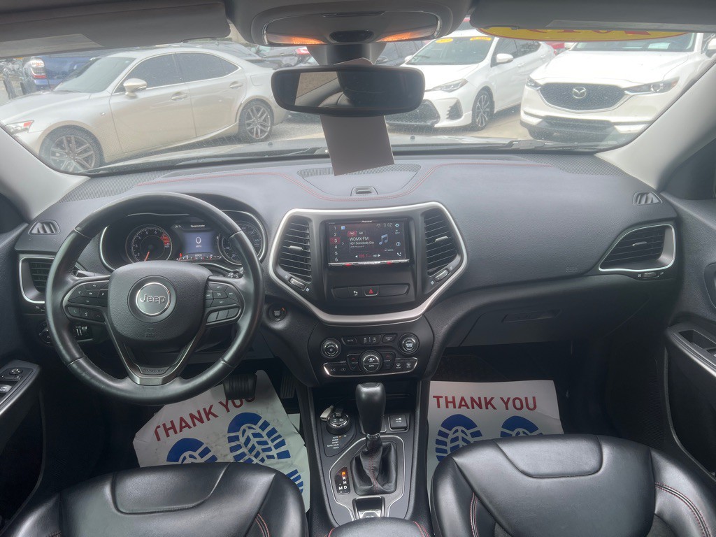 2019 Jeep Cherokee Image 11