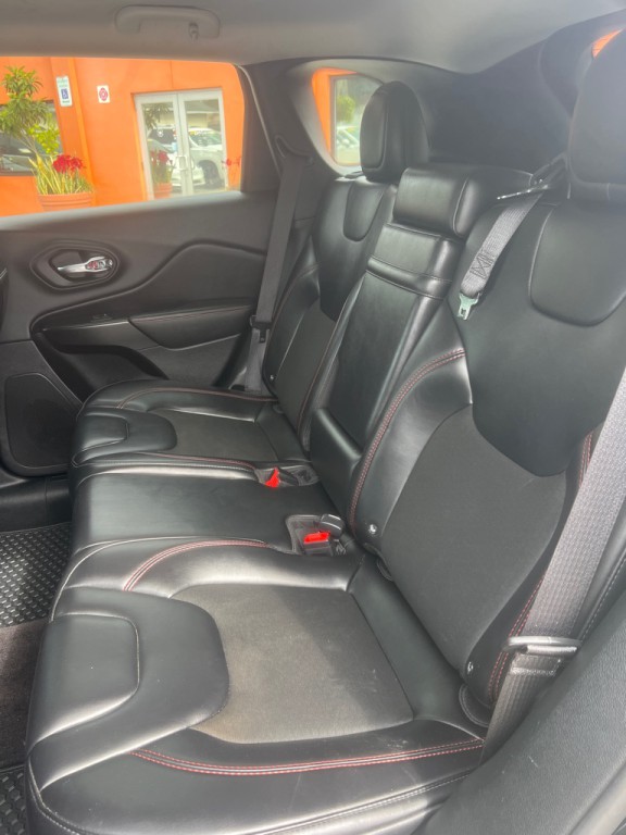 2019 Jeep Cherokee Image 21