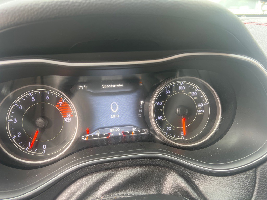 2019 Jeep Cherokee Image 24