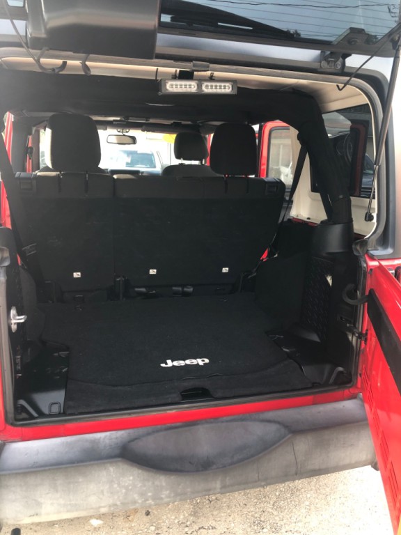 2017 Jeep Wrangler Unlimited Image 11