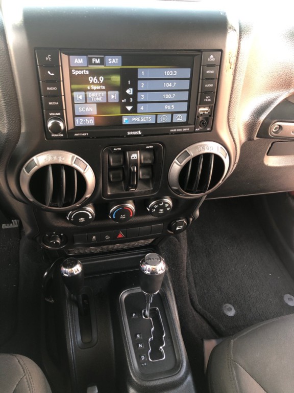 2017 Jeep Wrangler Unlimited Image 15