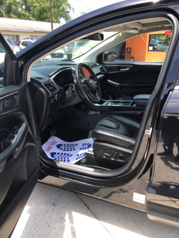 2021 Ford Edge Image 9