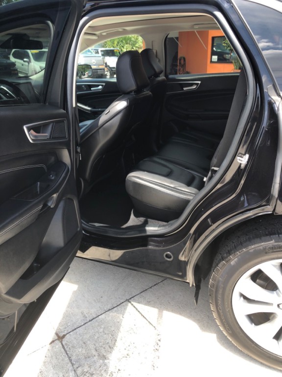 2021 Ford Edge Image 11