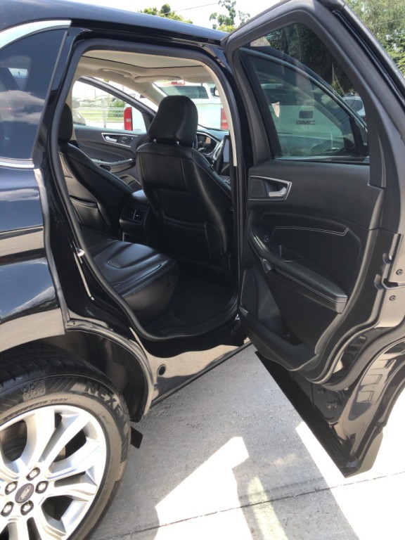 2021 Ford Edge Image 12