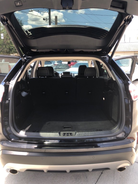 2021 Ford Edge Image 15