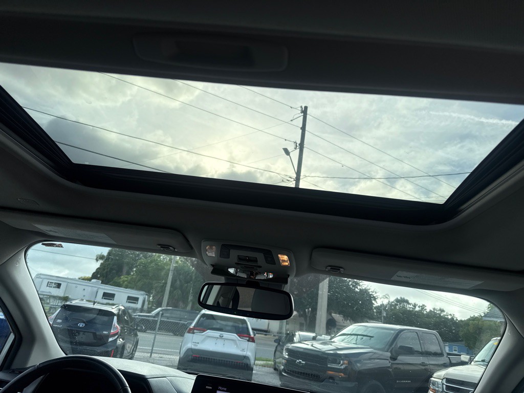 2024 Toyota Sienna Image 15