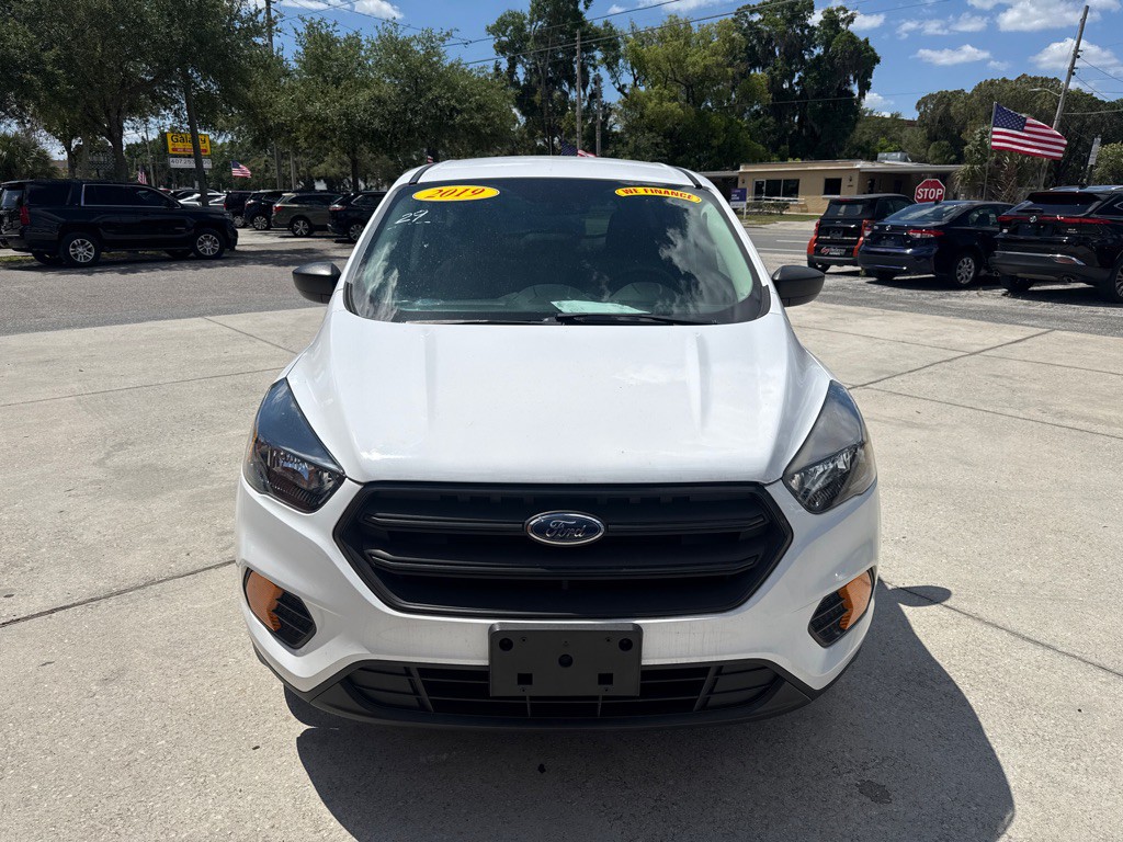 2019 Ford Escape Image 2