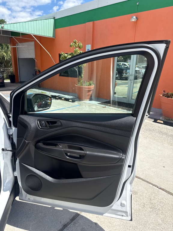 2019 Ford Escape Image 6
