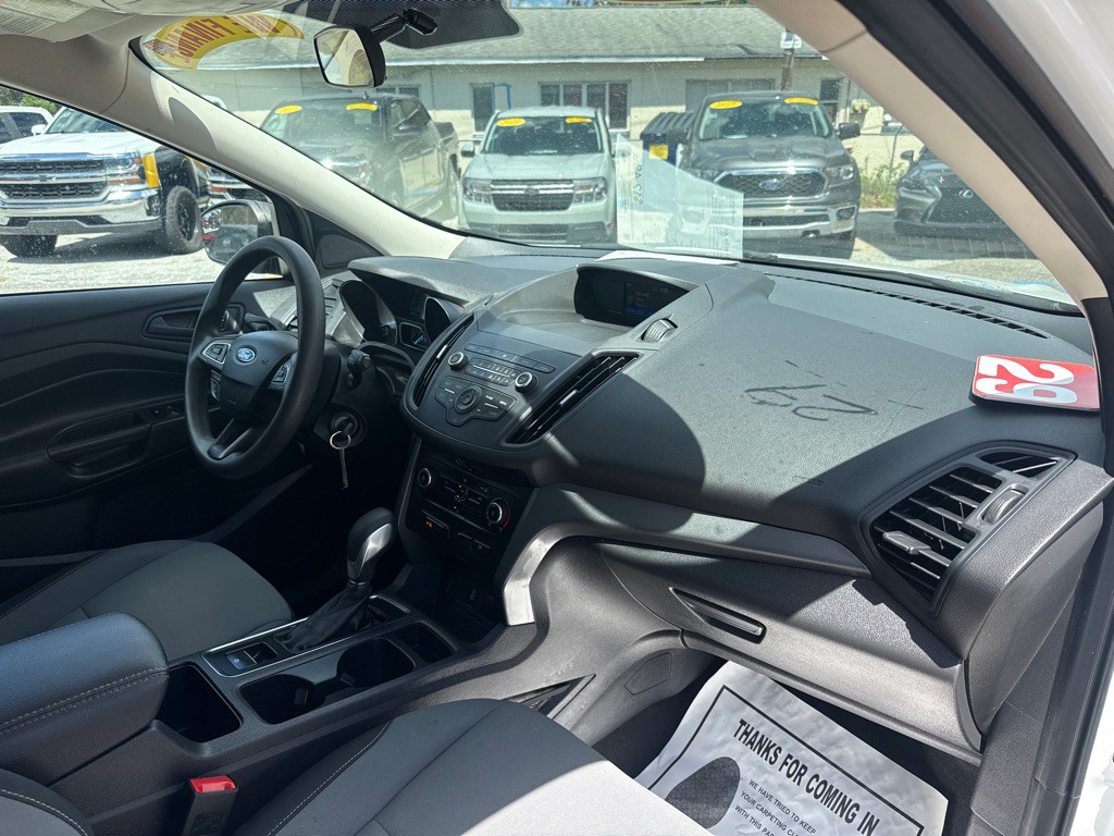 2019 Ford Escape Image 8