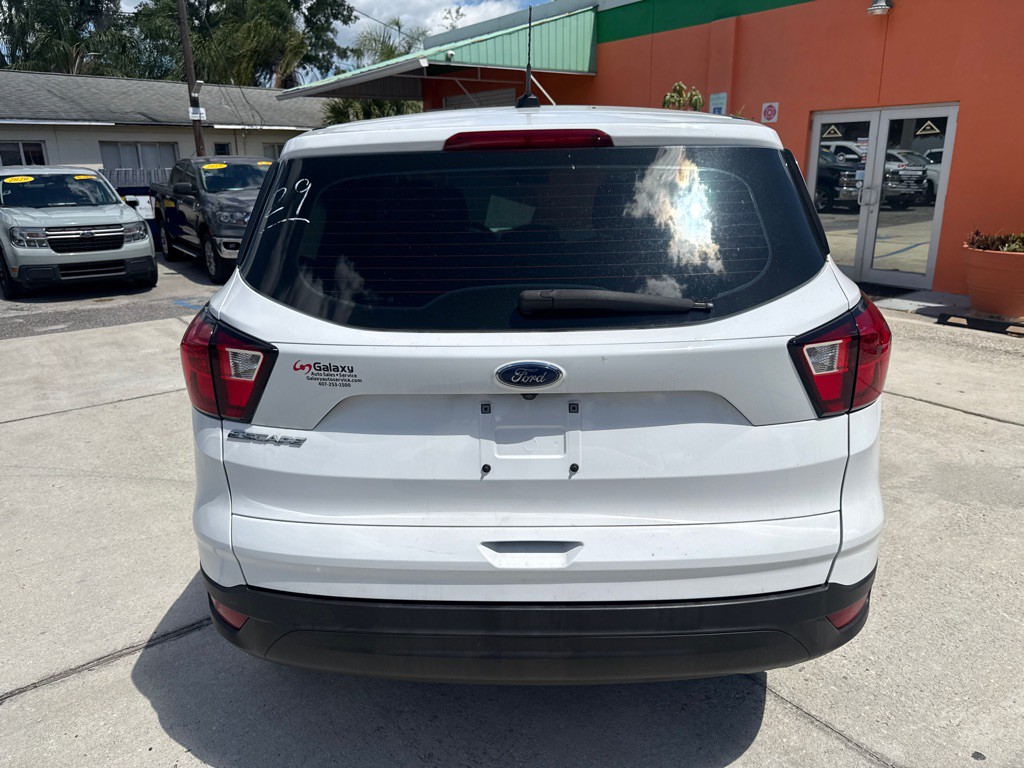 2019 Ford Escape Image 15