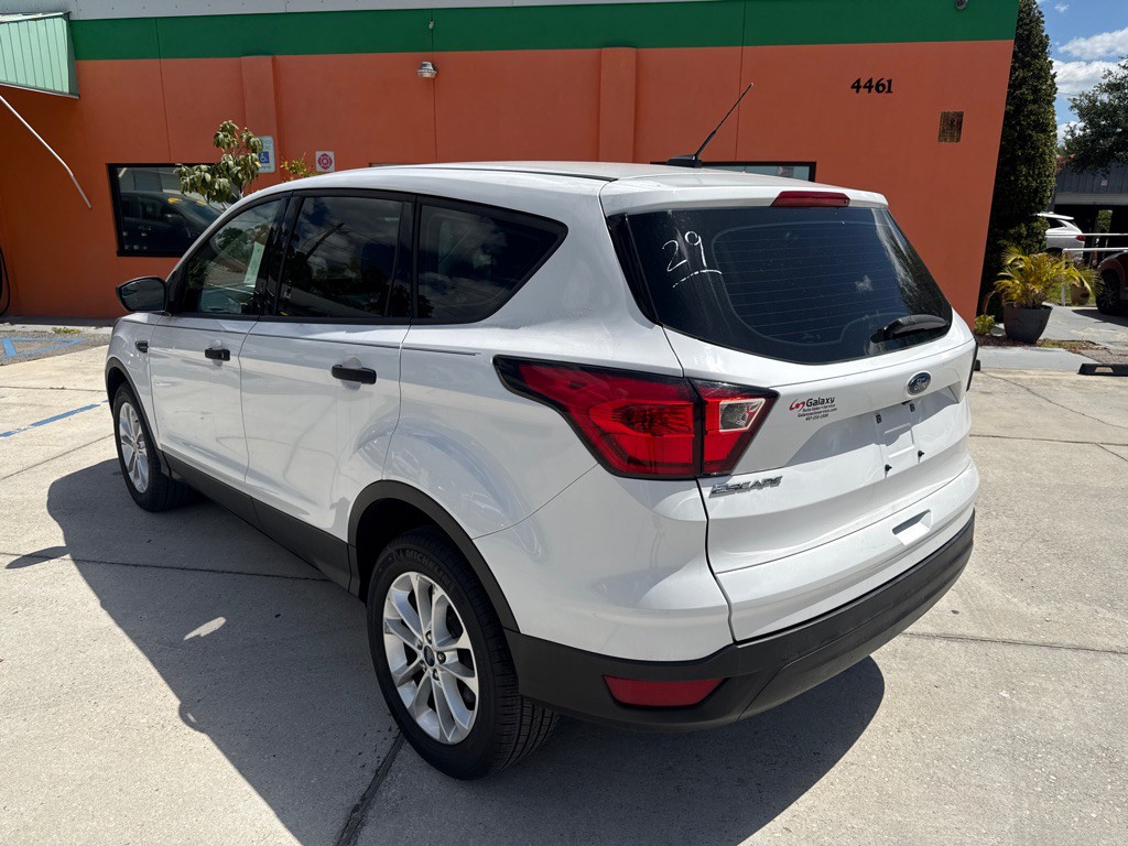 2019 Ford Escape Image 18