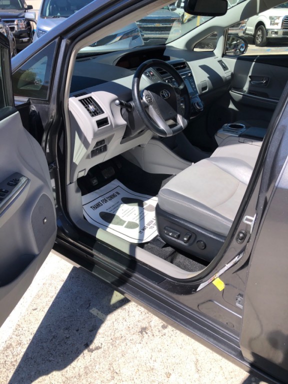 2015 Toyota Prius Image 6