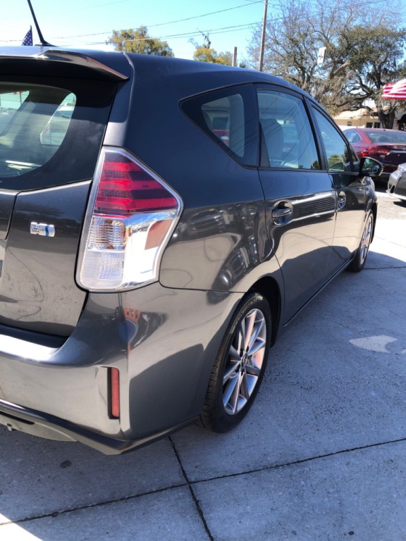 2015 Toyota Prius Image 22