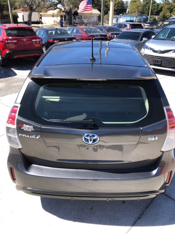 2015 Toyota Prius Image 23