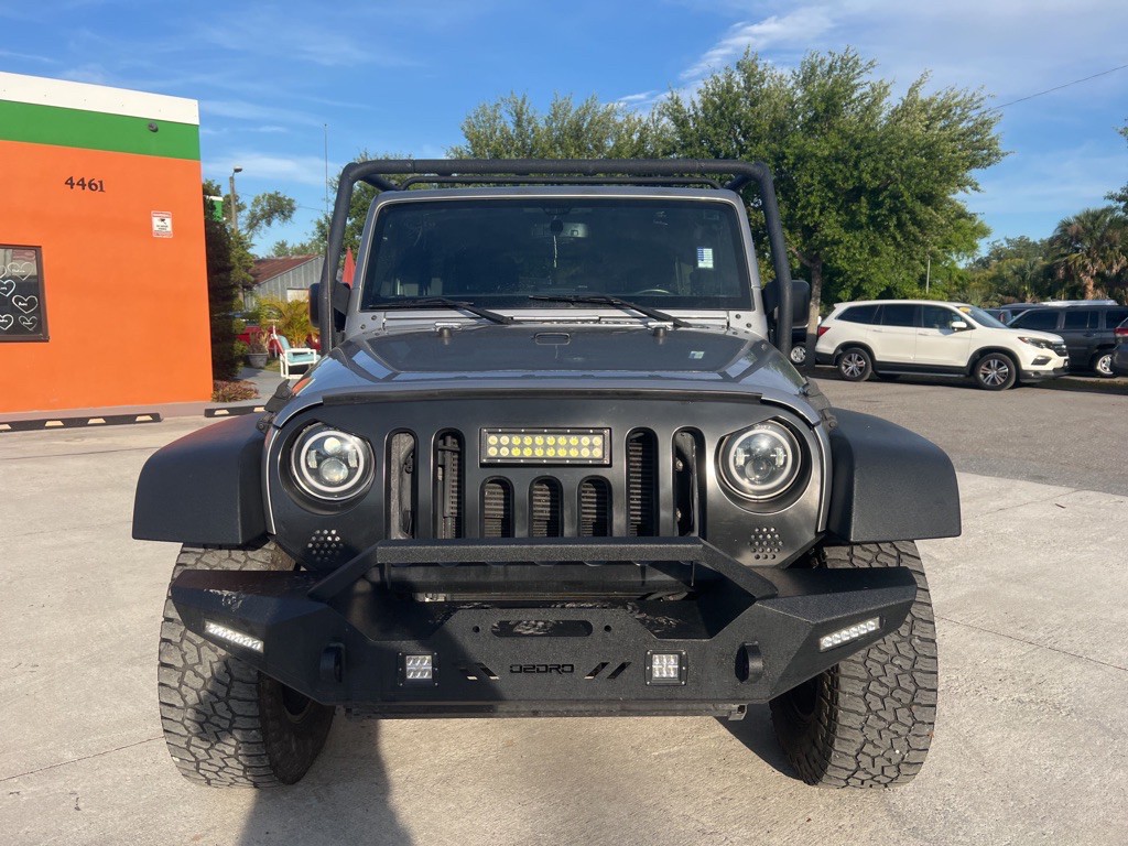 2018 Jeep Wrangler Unlimited Image 2