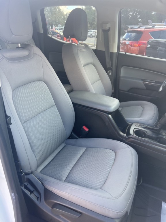 2017 GMC Canyon Image 7