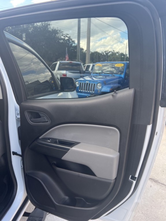 2017 GMC Canyon Image 8