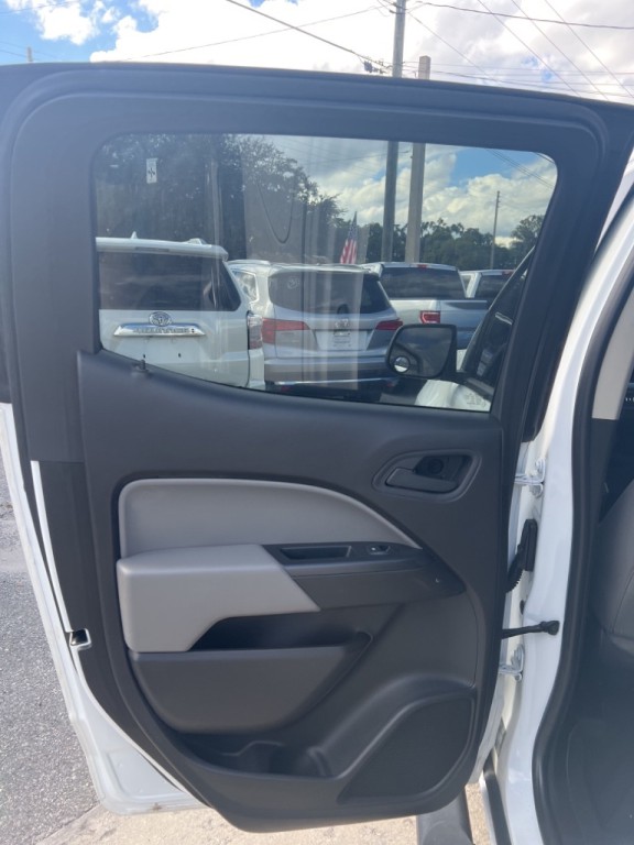 2017 GMC Canyon Image 19