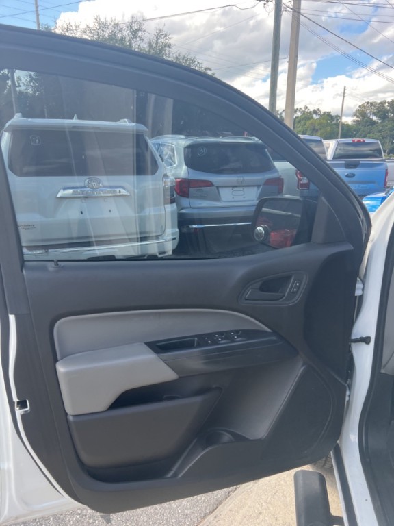 2017 GMC Canyon Image 21