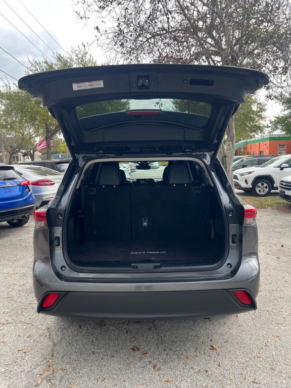 2020 Toyota Highlander Image 6