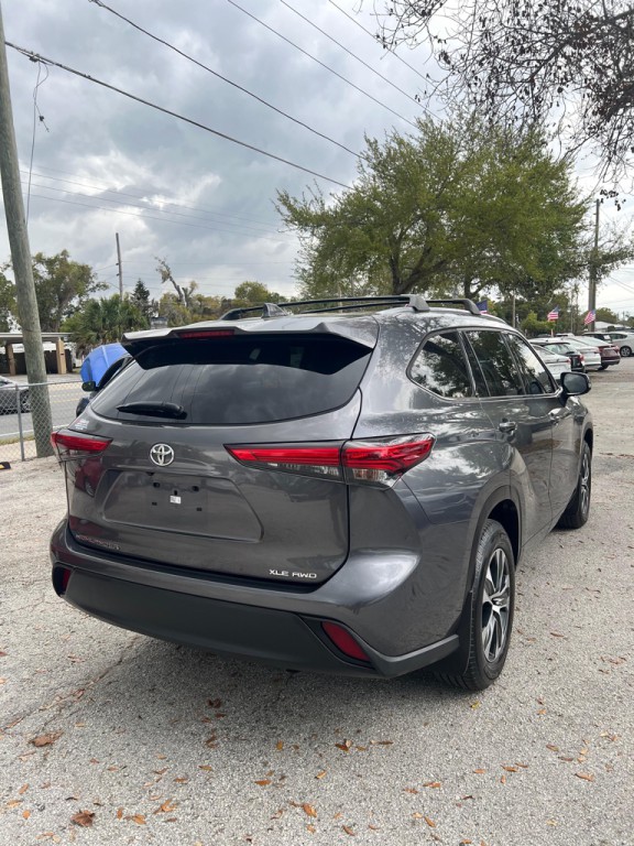 2020 Toyota Highlander Image 8