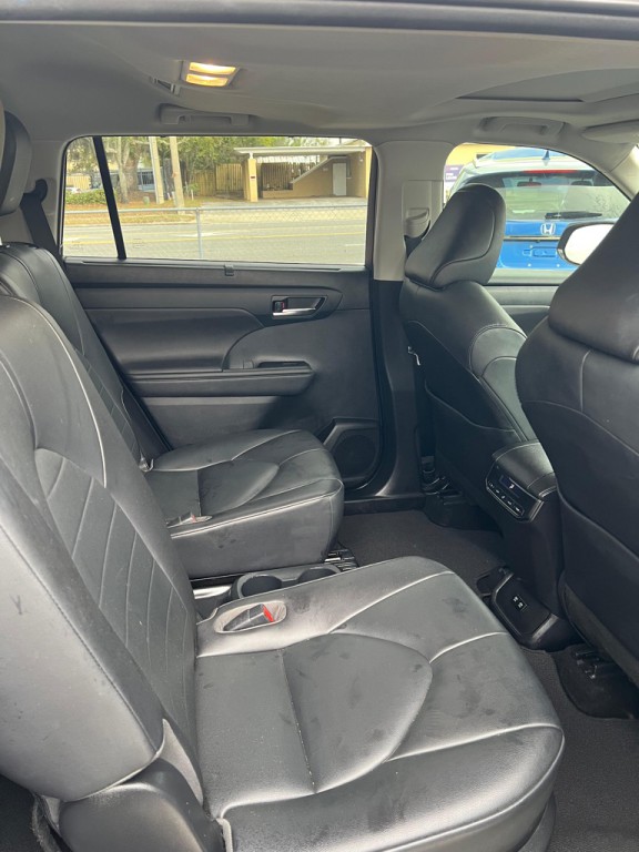 2020 Toyota Highlander Image 11