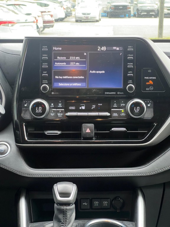 2020 Toyota Highlander Image 19