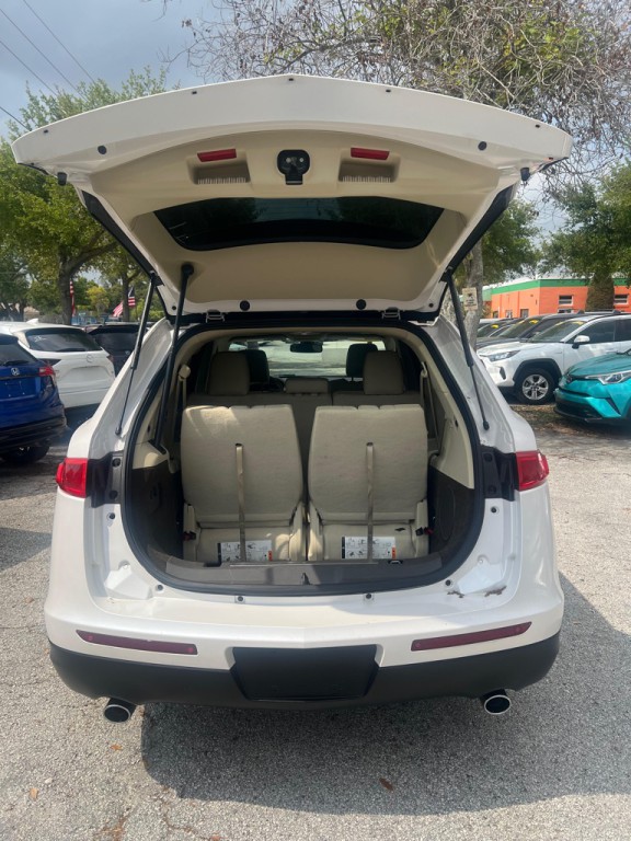 2017 Lincoln MKT Image 7