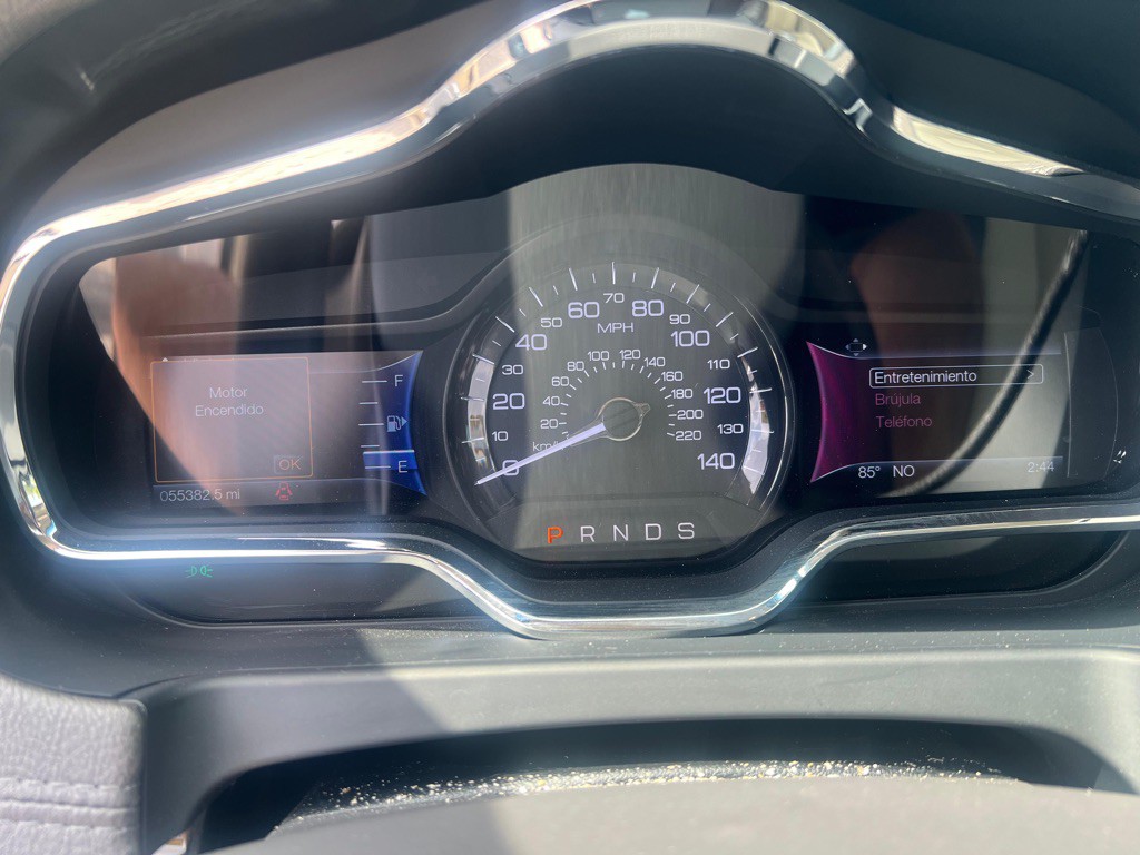 2017 Lincoln MKT Image 21