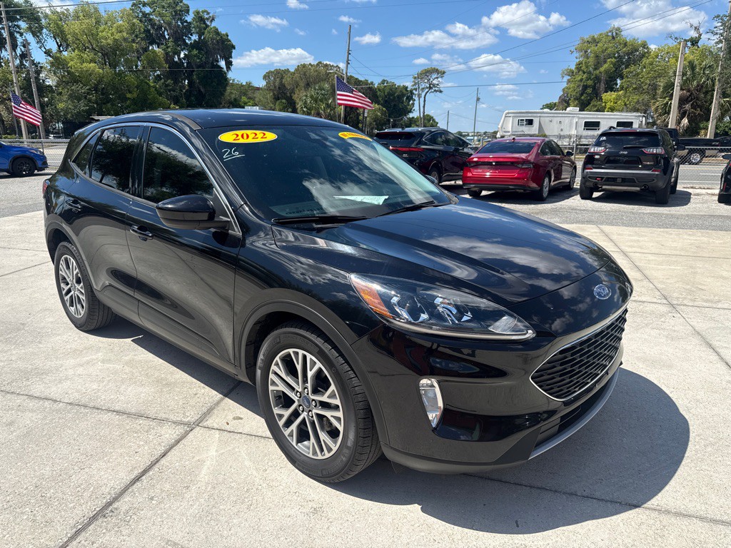 2022 Ford Escape Image 3