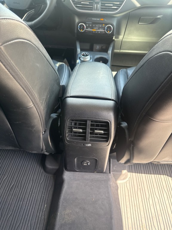2022 Ford Escape Image 11