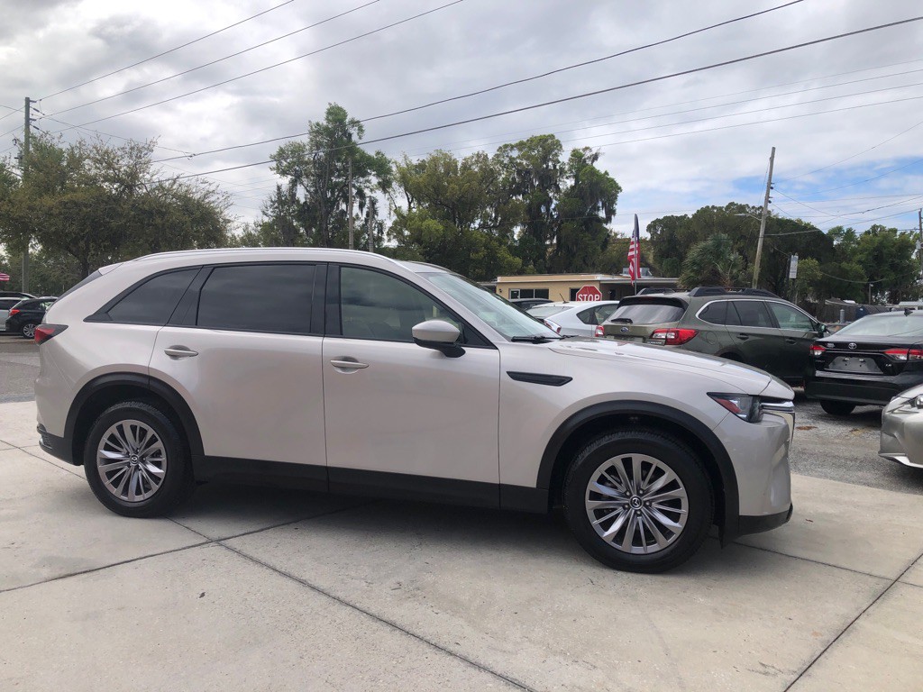 2024 Mazda CX-9 Image 2