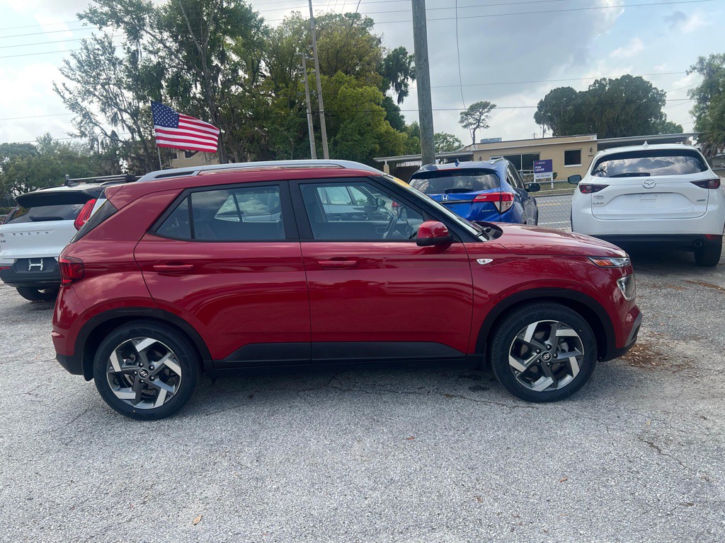 2022 Hyundai Venue Image 11