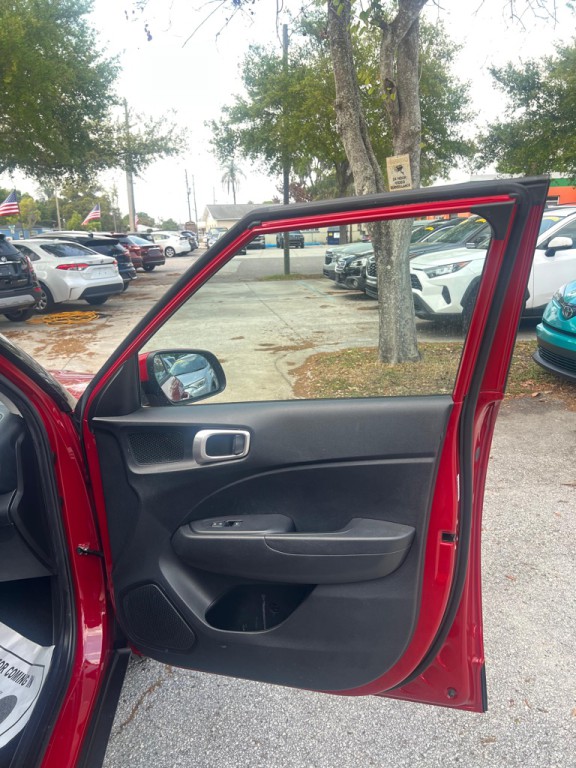 2022 Hyundai Venue Image 12