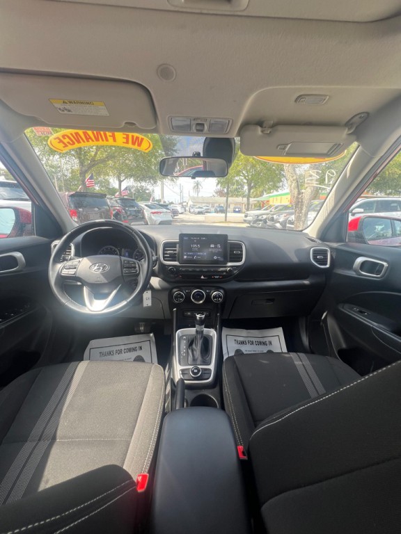 2022 Hyundai Venue Image 15