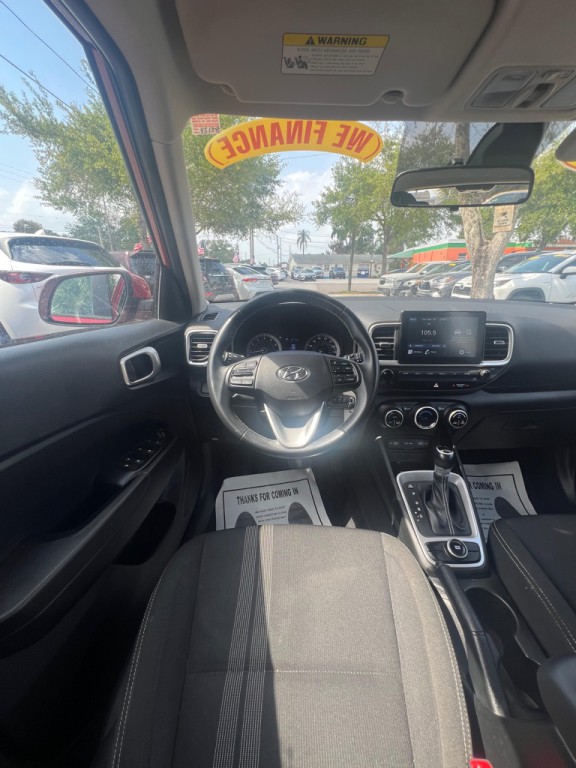 2022 Hyundai Venue Image 17