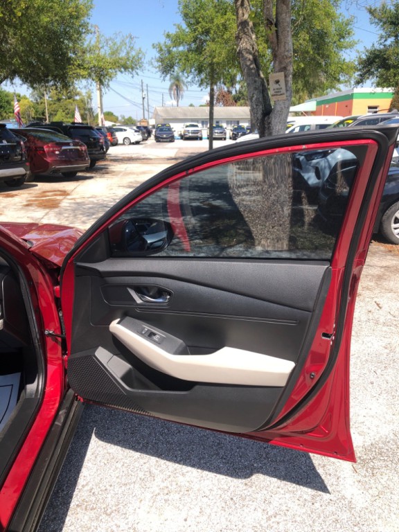 2023 Honda Accord Image 9