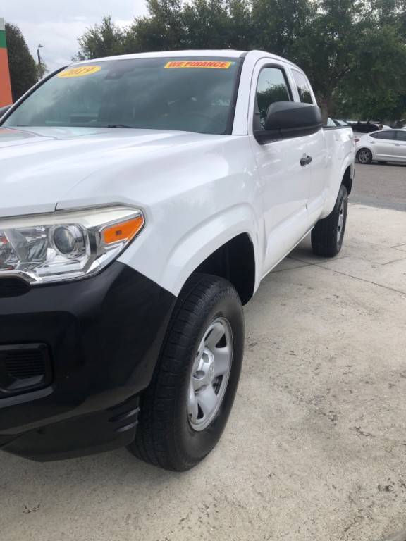 2019 Toyota Tacoma Image 15