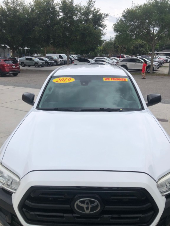 2019 Toyota Tacoma Image 22