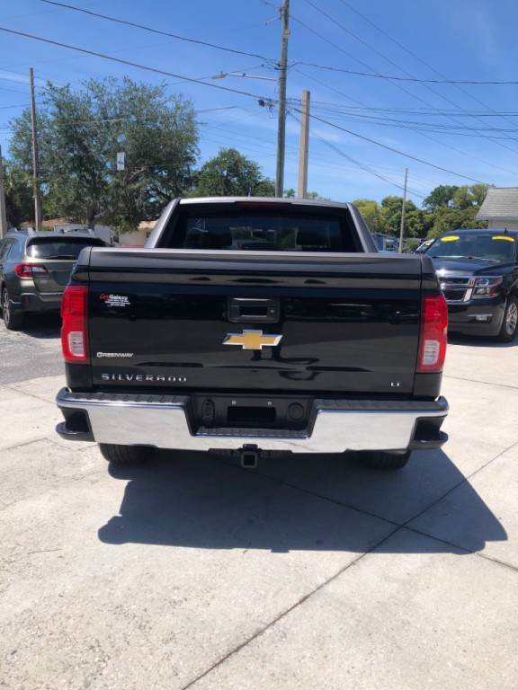 2017 Chevrolet Silverado 1500 Image 3