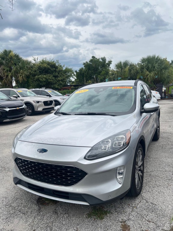 2020 Ford Escape Image 1