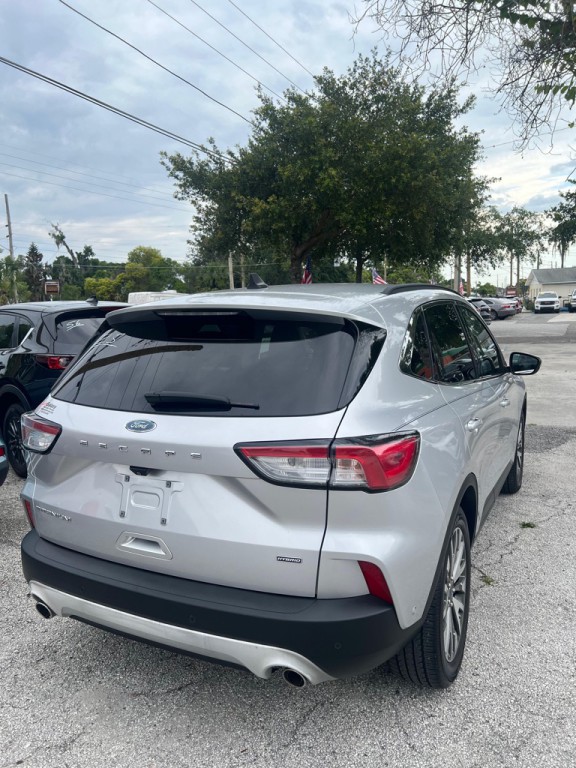 2020 Ford Escape Image 4