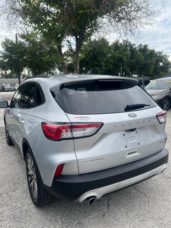 2020 Ford Escape Image 5