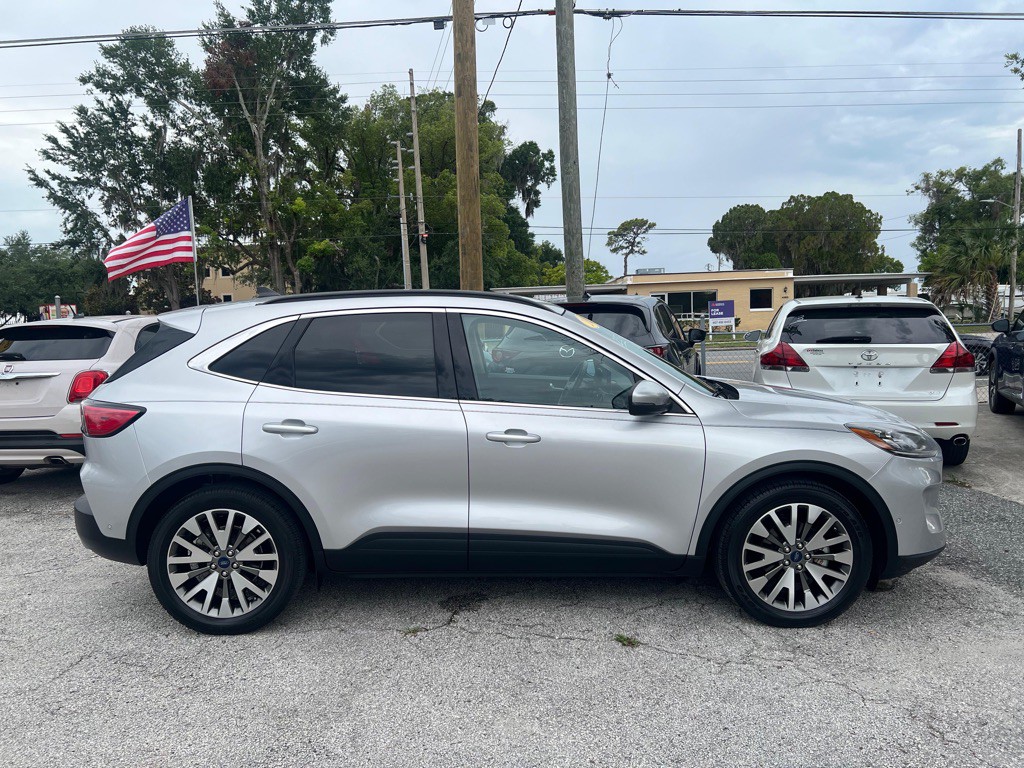 2020 Ford Escape Image 7