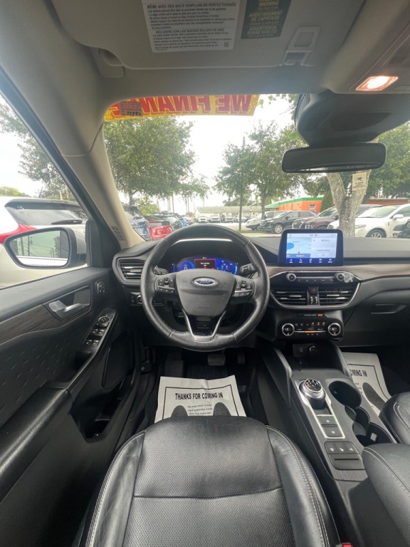 2020 Ford Escape Image 16