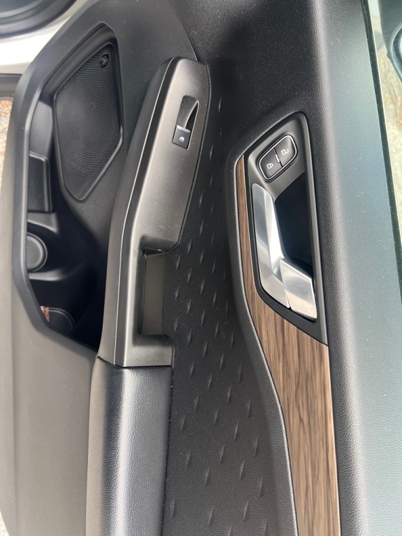 2020 Ford Escape Image 36