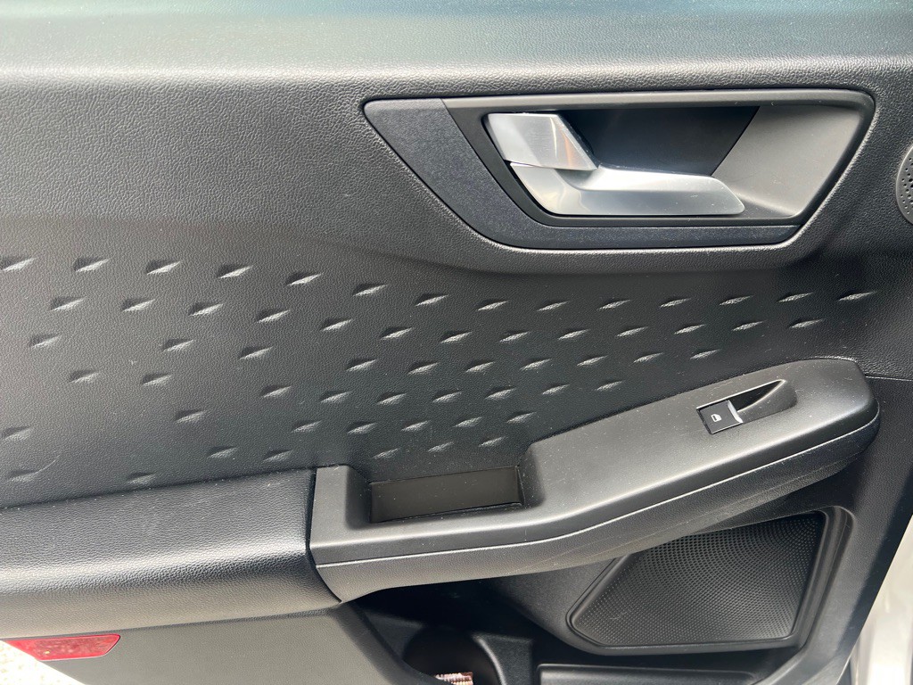 2020 Ford Escape Image 42