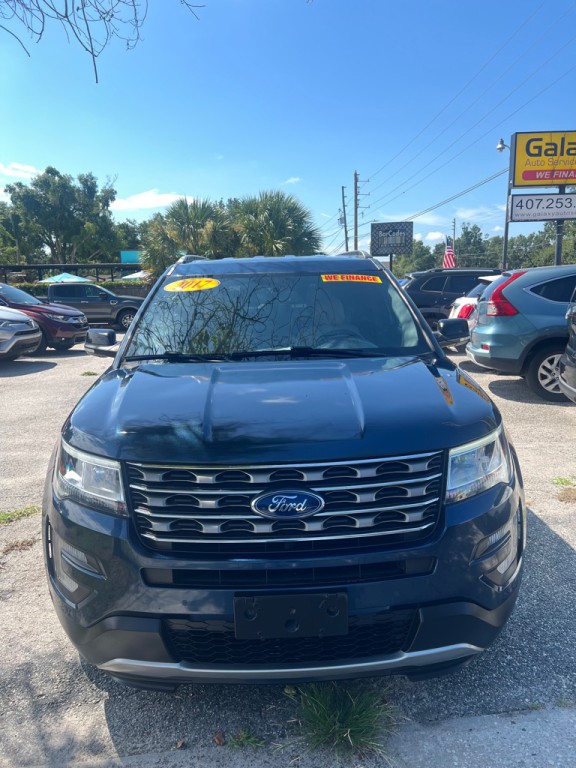 2017 Ford Explorer Image 2