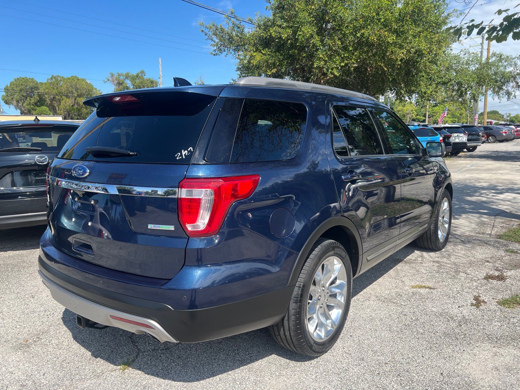 2017 Ford Explorer Image 11